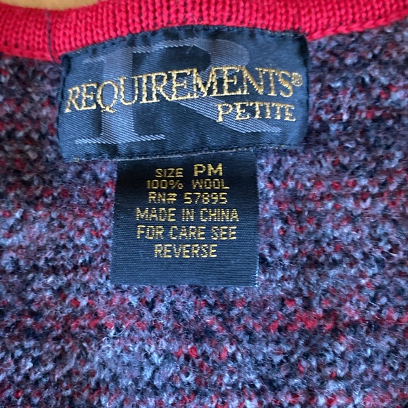 Red Houndstooth Check Vest - Picture 3 of 4